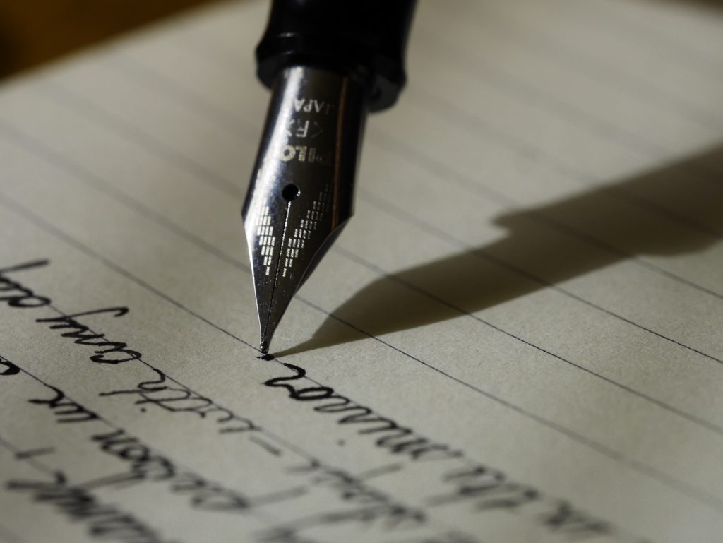 Escribir una carta formal en inglés: Guía informativa