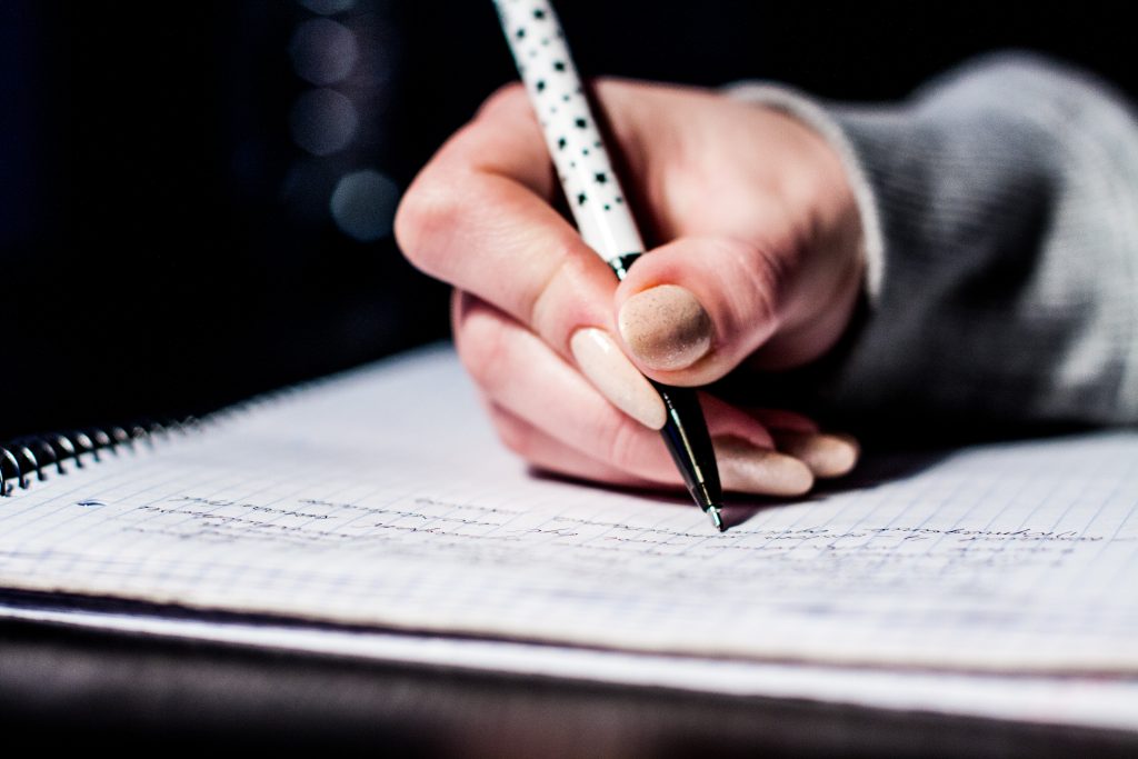 Guía práctica: Escribir carta formal en inglés (Nivel B1)